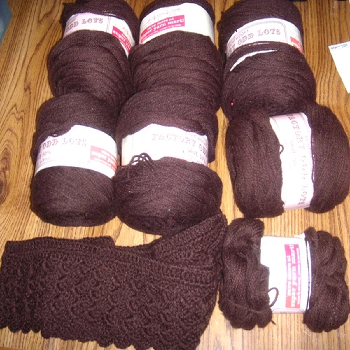 7 SKEINS LOOKS PURPLE / OR BROWN YARN EMBROIDERY CHROCHET 100% WOOL 2LB-8OZ