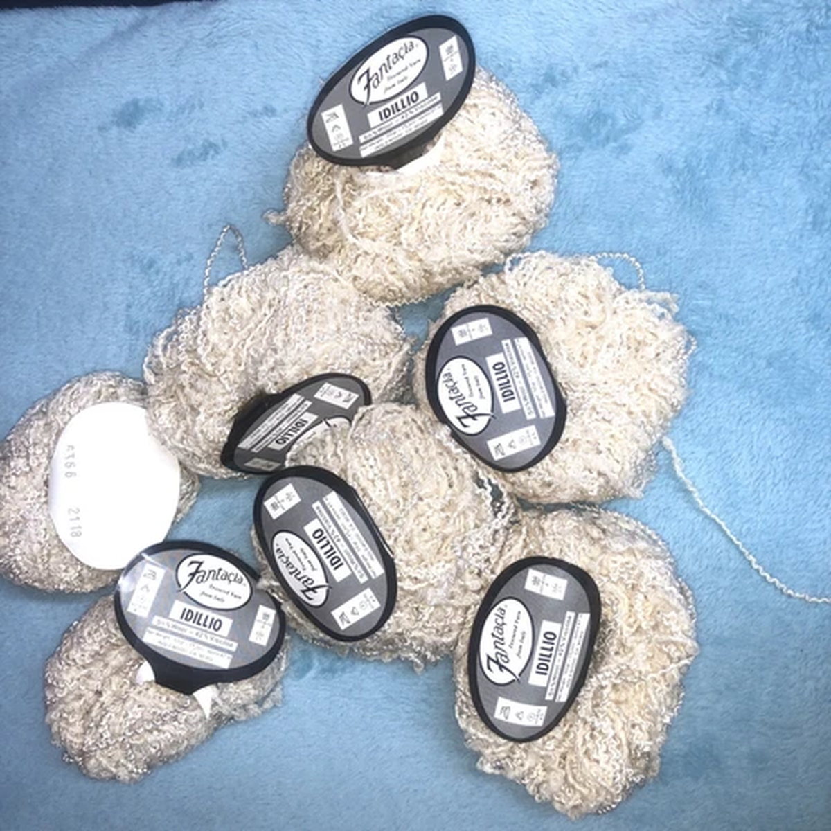 Fantasia Yarn Textured Yarn From Italy Idillio. 58% Wool 42% Viscose Lot Of 7