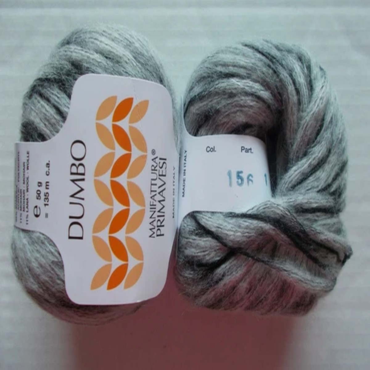 Primavesi Dumbo mohair blend yarn, Moonbeam, lot of 2 (148 yds each)