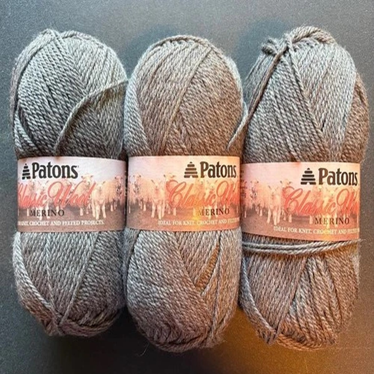 Patons Classic Merino Wool Yarn 3 Skeins 3.5 oz/100g ea Color 225 Dark Grey Mix