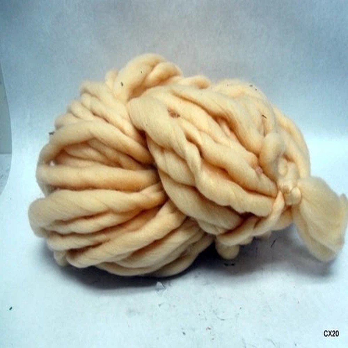 Chunky Heavy Iceland Wool Yarn Beige 10oz for Hats, Rugs, Blankets