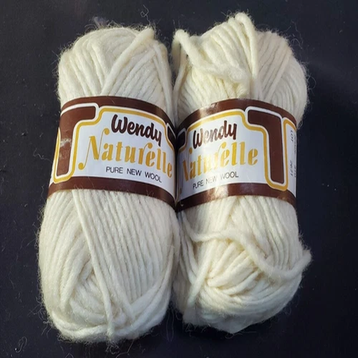 Vintage Lot of 2 Wendy Naturelle Pure New Wool Yarn Made in England Cream/Ivory