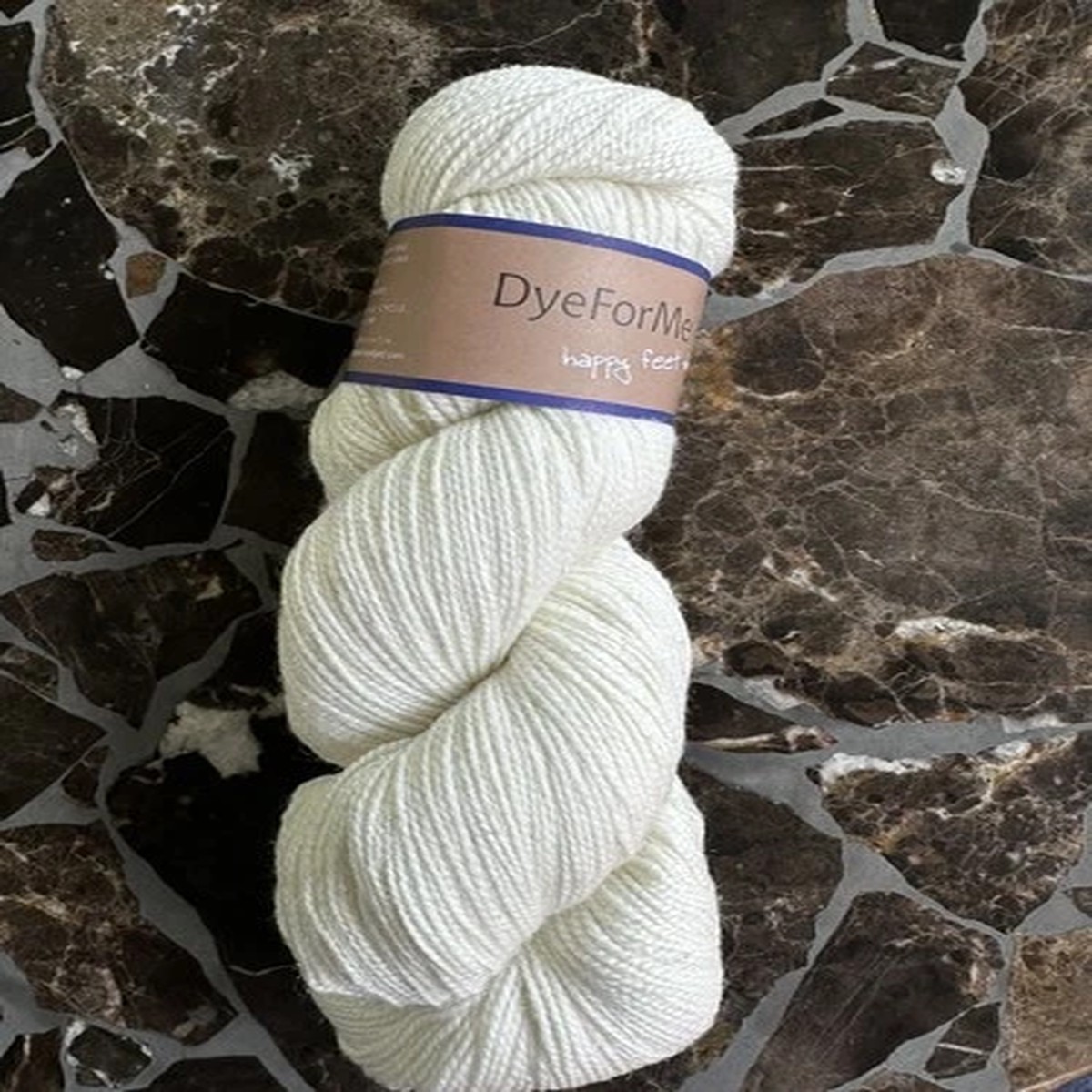 Undyed fingering weight yarn 125g superwash merino nylon stellina