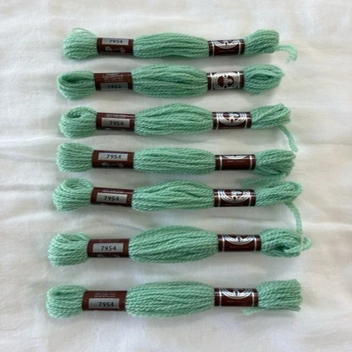 Vintage DMC Floralia 3Ply Divisible Tapestry Wool 5.4 Yd Skein Seafoam #7954