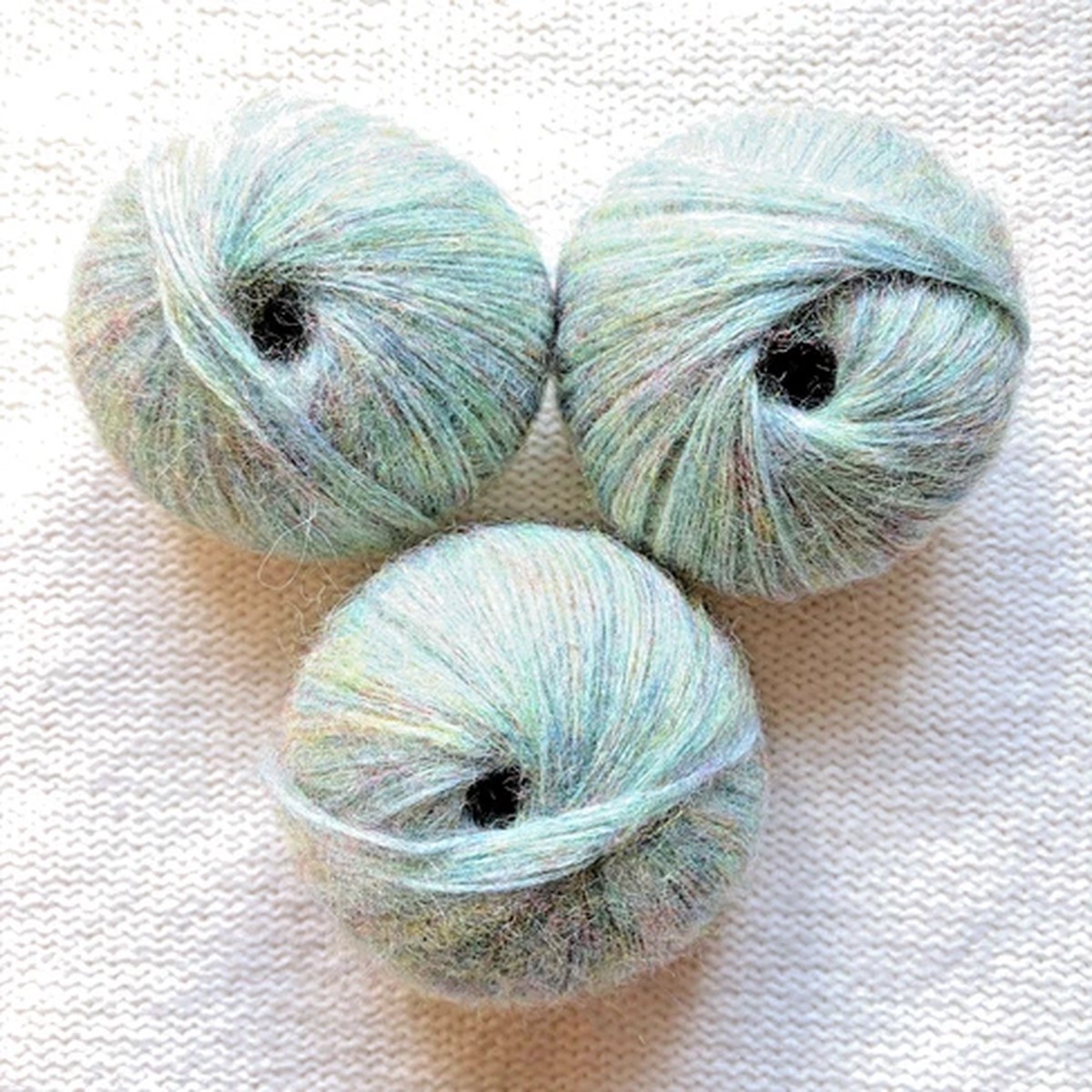 3 balls x 25g Glitter Mohair yarn : Mohair + Wool + Rayon : 26 Mint Green