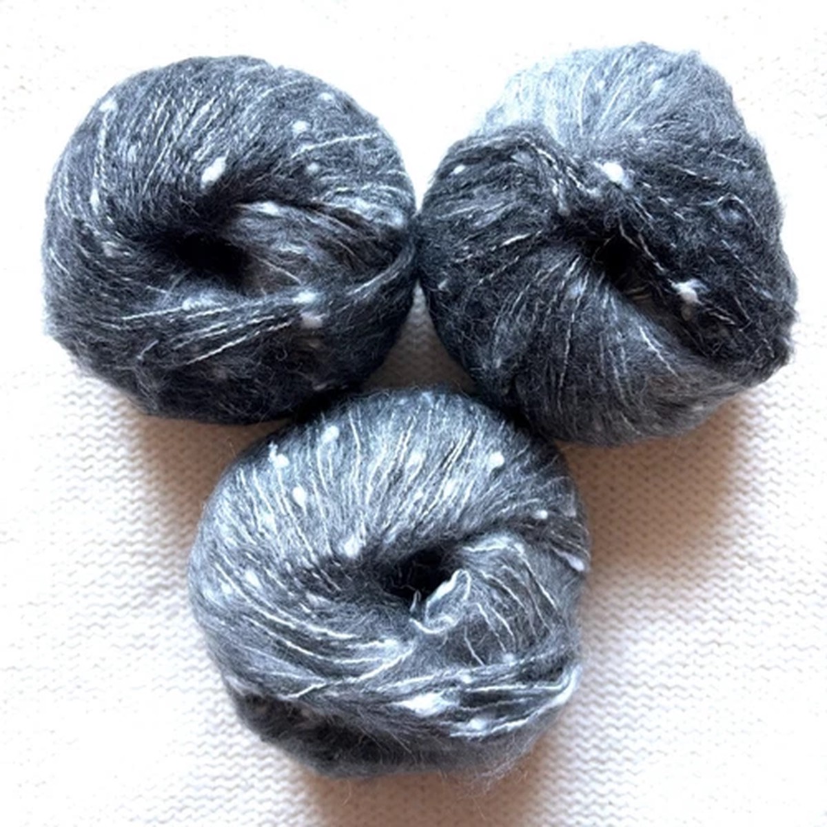 3 balls x 50g Mohair yarn : Gradient Black and Grey Multicolour :09