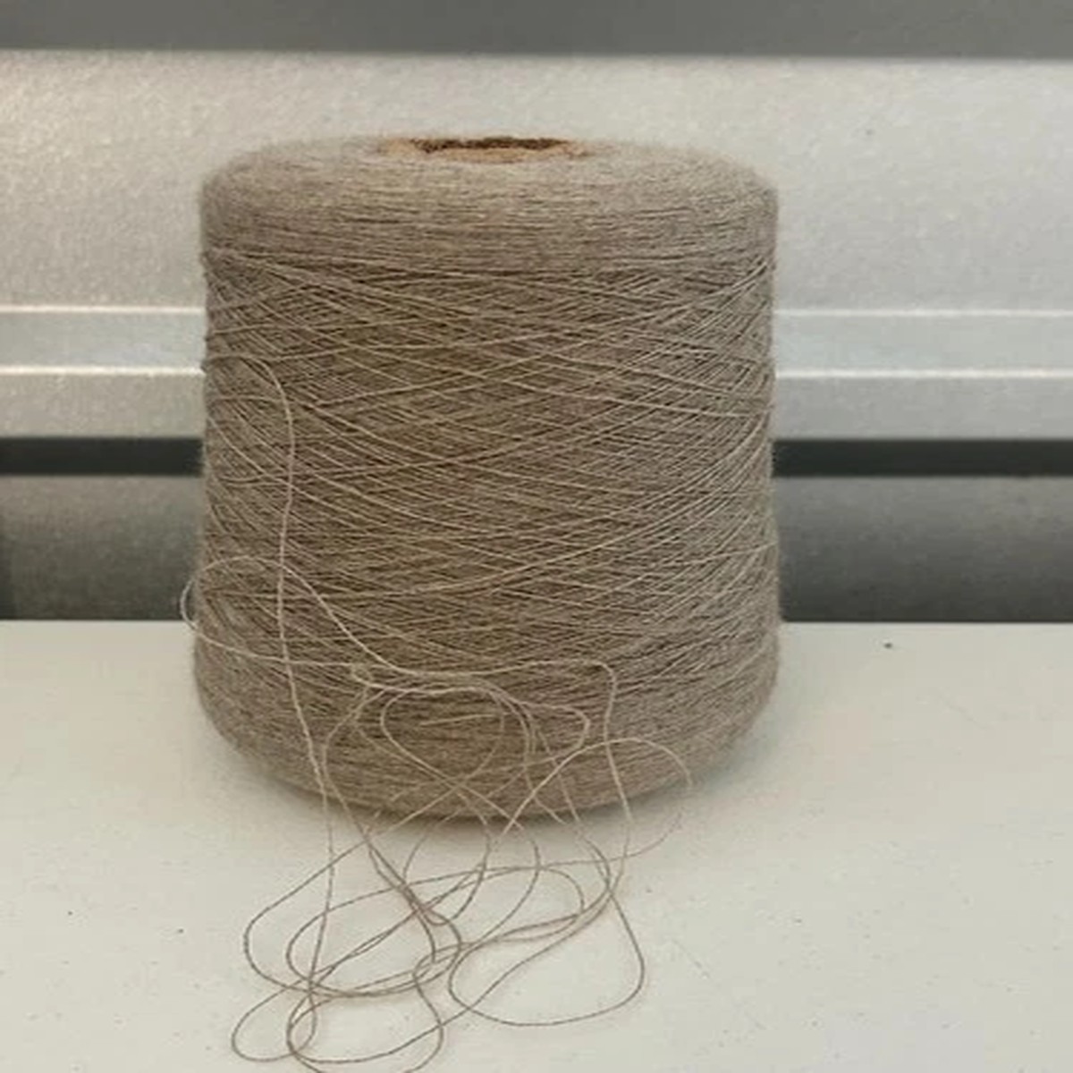 Spool Cone SOFT 2/28 LACE Pure Peru BABY Alpaca Yarn 1lb 2oz 520gr 3011 Khaki H