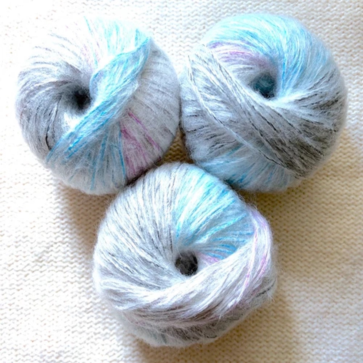3 balls x 50g Mohair Wool Blend Soft Gradient yarn : 11 Northern Lights