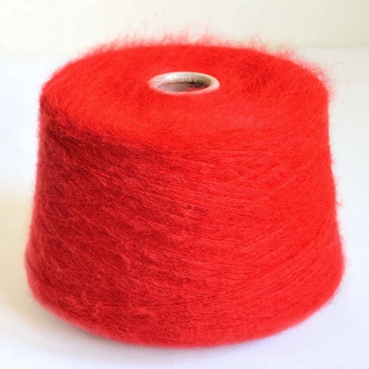 Italian mohair yarns, 1.72 lb / 780 grams cone