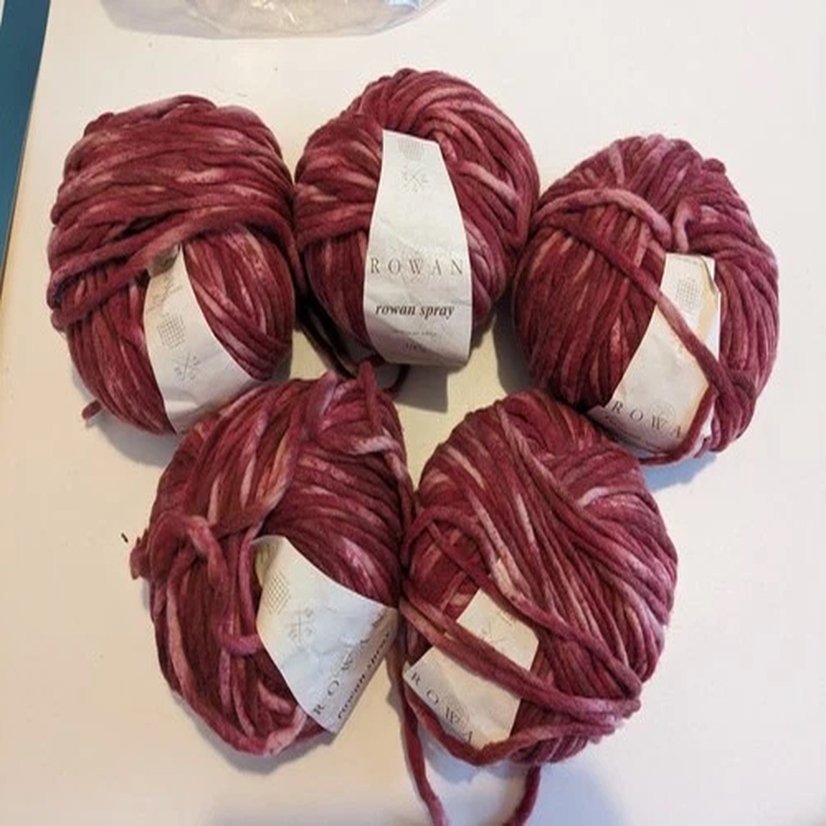 500g ROWAN SPRAY 004 PINK RED MIX MULTI - WOOL KNITTING YARN 10mm S CHUNKY
