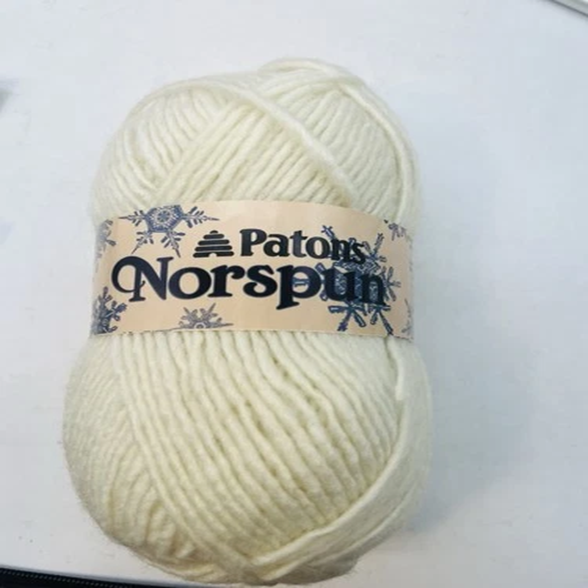 Patons Norspun 25% Wool Yarn Beige Cream 3.5 Oz Skein Color 6725 100 gm Canada