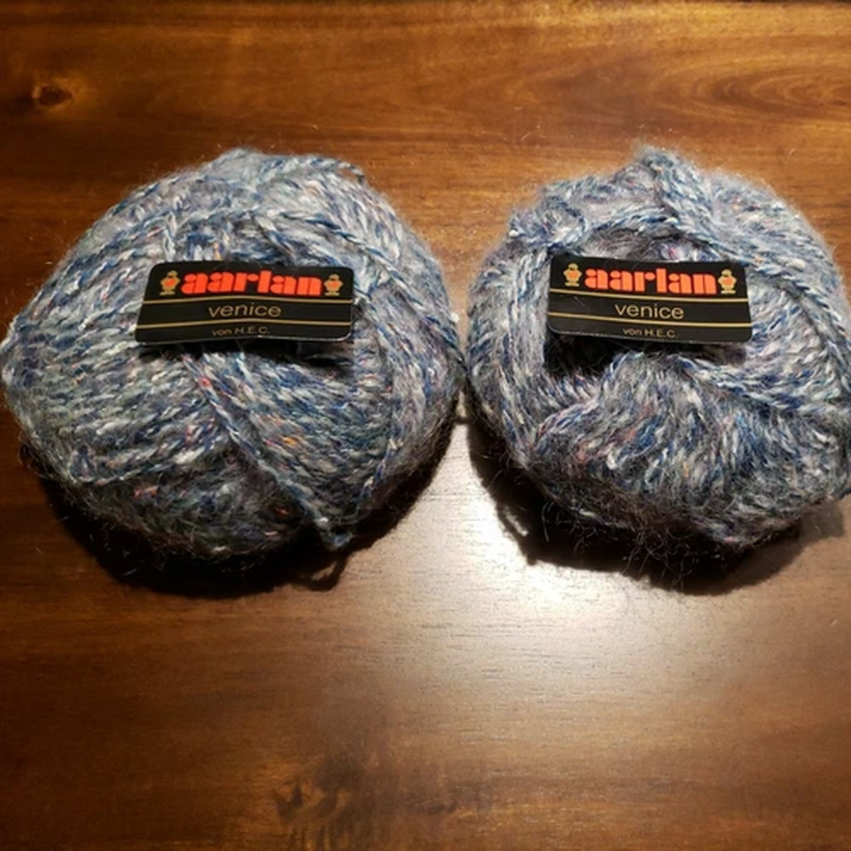 2 aarlan Venice Virgin Wool Mohair Acrylic Viscose Blend Yarn Blue 50g 80m each