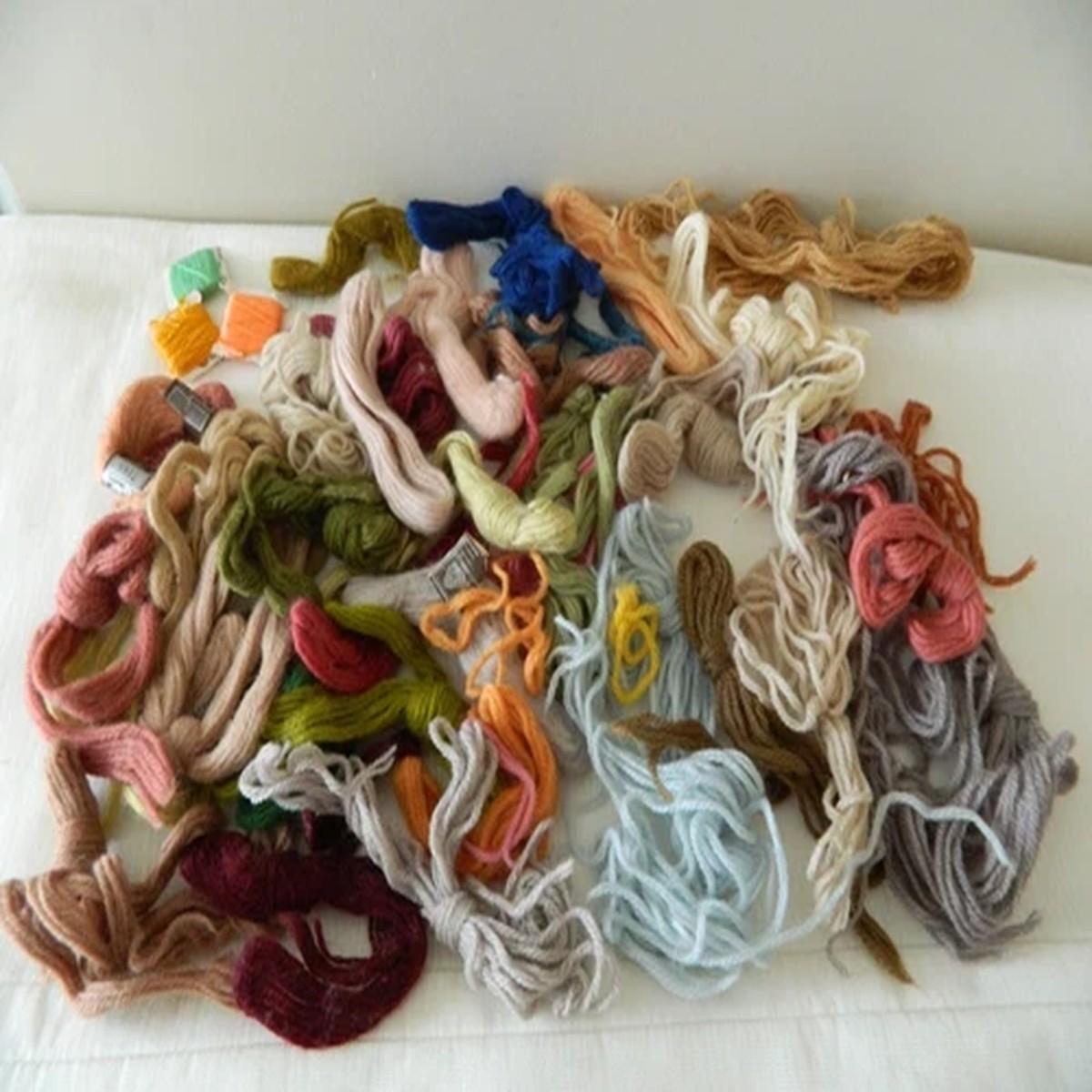 Embroidery Wool 34 pcs Green, Beige, Grey, Blue, Pink Needlecraft Craft Hobby