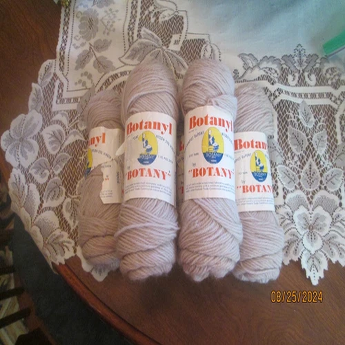 6 Vintage BOTANY Spice Tweed Mist 35% Virgin Wool 1 oz skein Yarn- BEIGE