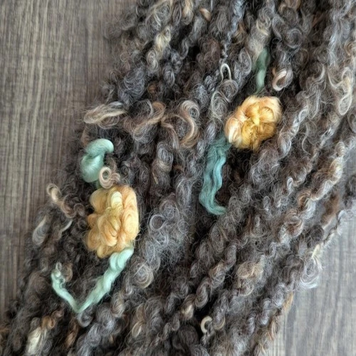 Art yarn handspun natural gray yellow roses bulky Saori weaving needle felt