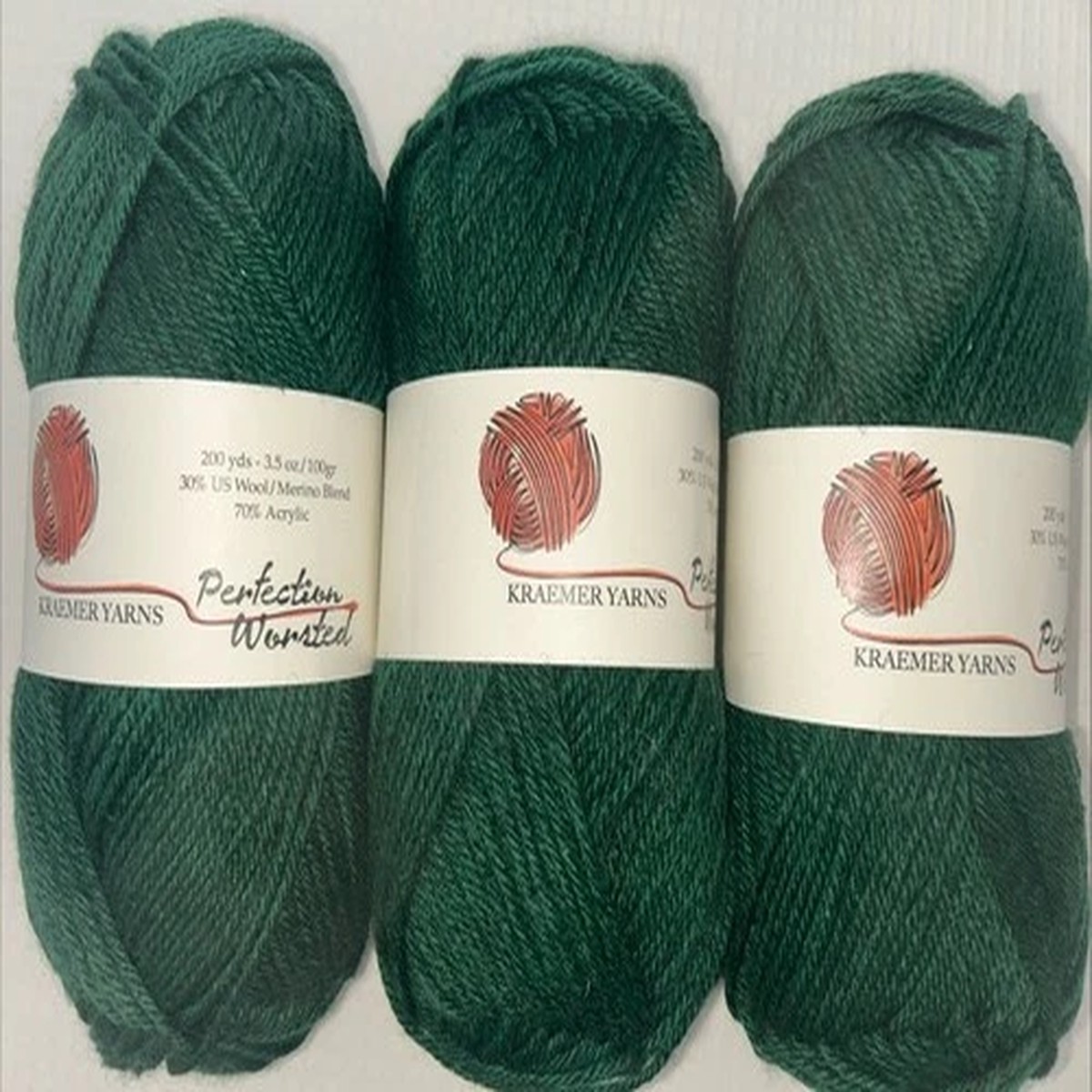 Kraemer Yarns Perfection Worsted 3 Skeins Holly Green Col Y 1569 Lot 32622
