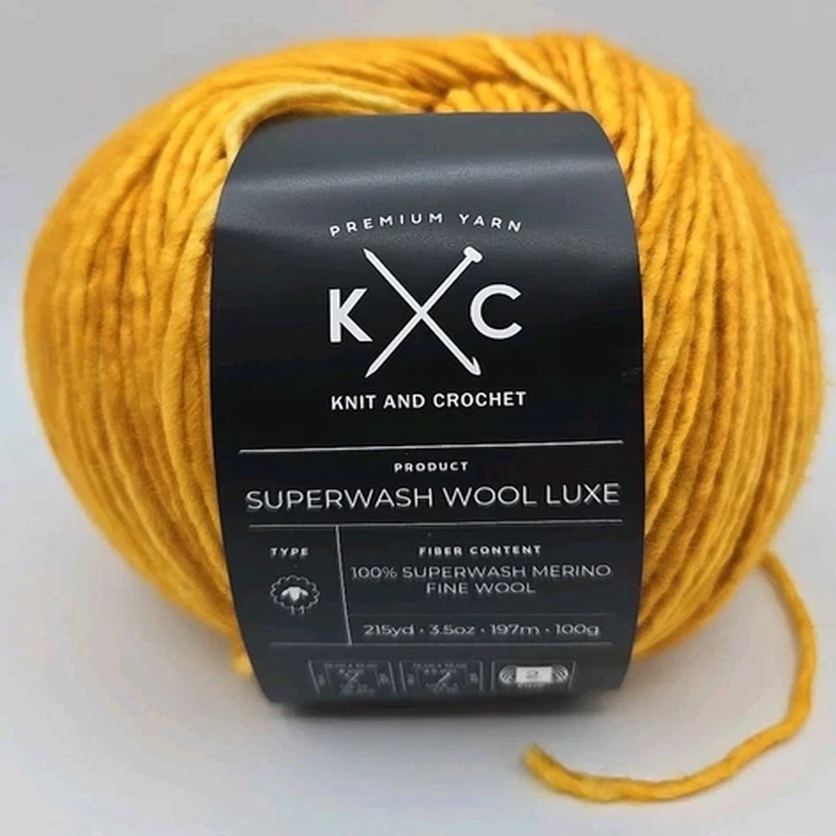 K & C Luxe Superwash 100% Merino Wool Yarn Dandelion Fluff 3.5oz Fine Weight#2