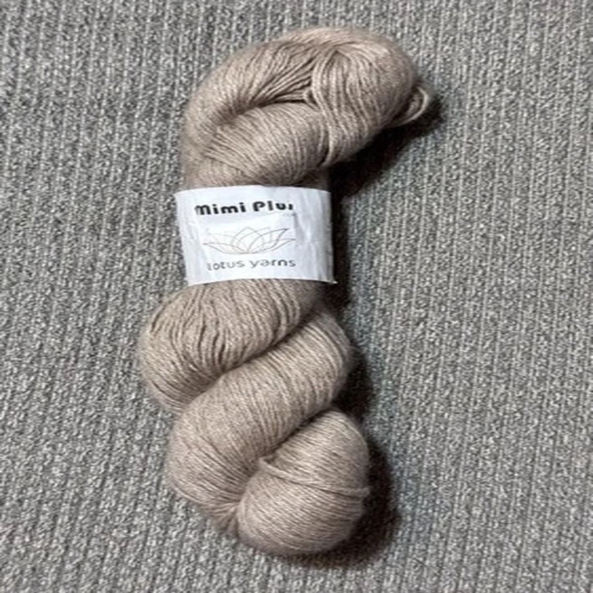 Mimi Plus Lotus Yarn Mink Viscose Cashmere Wool 300m 50g