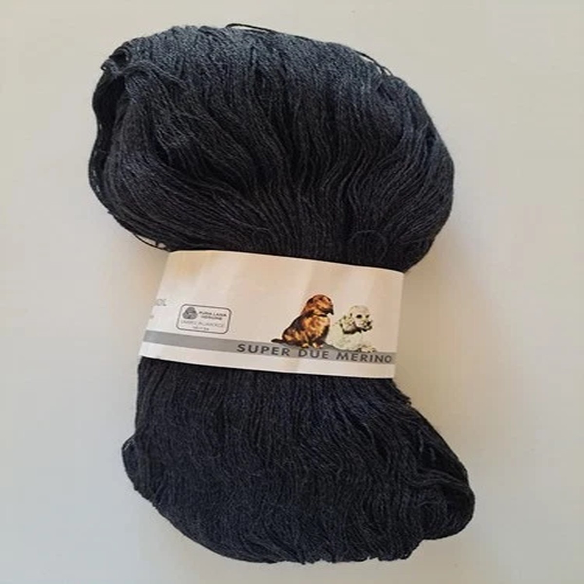 Vintage Madil Italy Super Due Merino Yarn 100% Virgin Wool Dark Charcoal Black