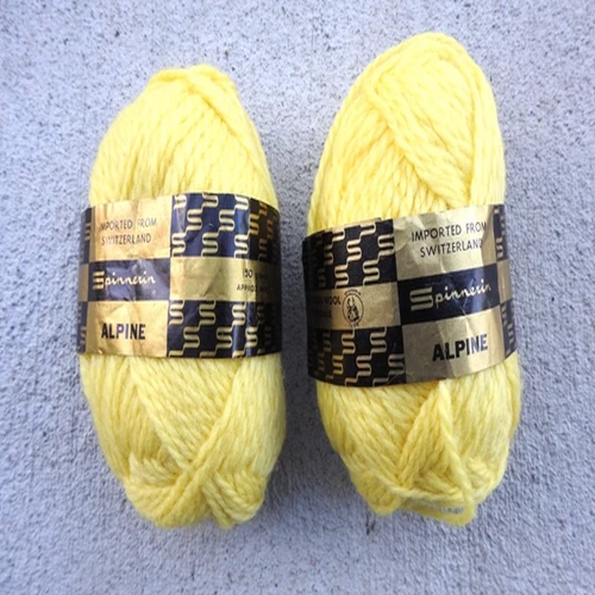 Vintage 2 Spinnerin Alpine 90% Wool & 10% Mohair Yarn 100 grams 192 yards