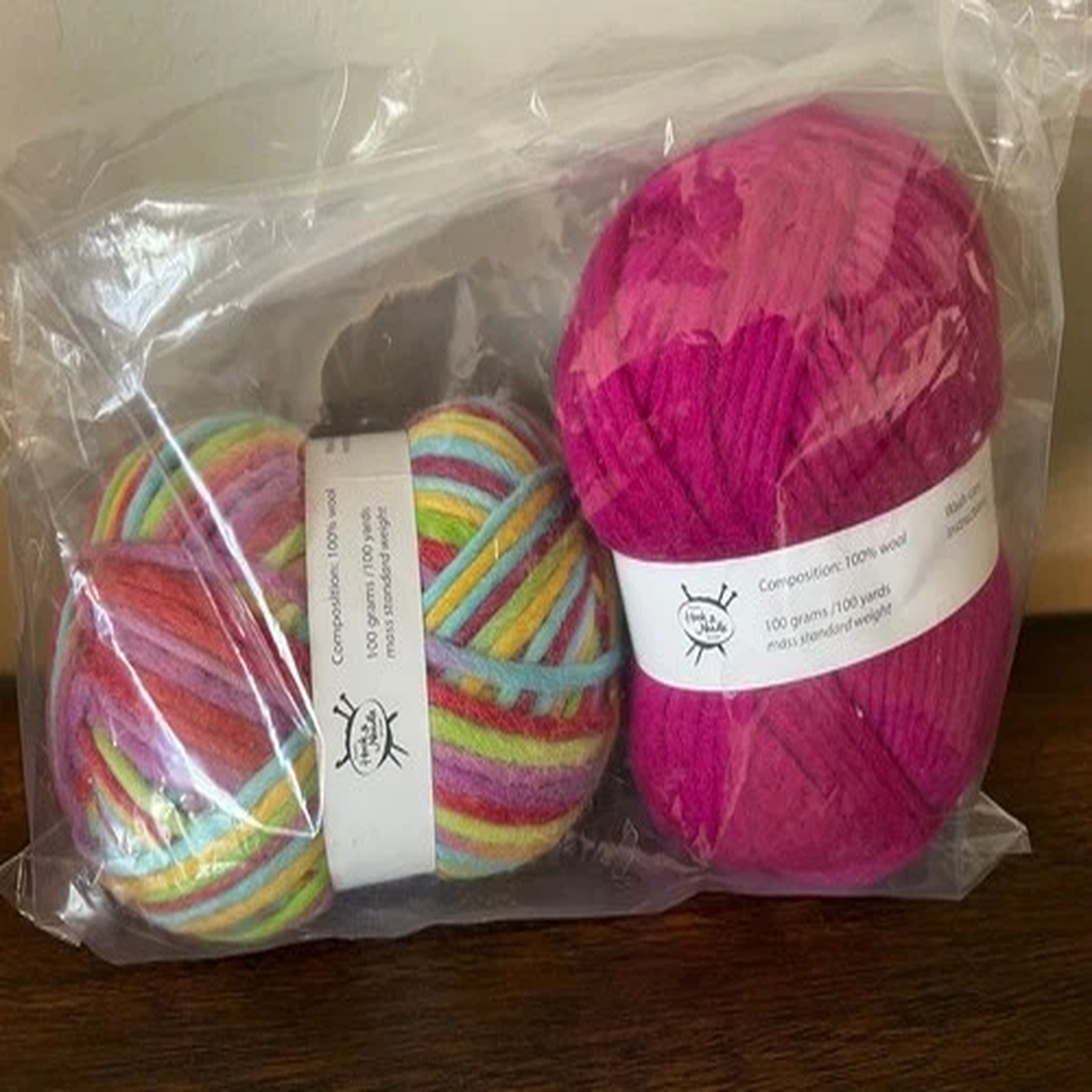 ANNIEs Hooks & Needle 2 SKEIN 100 % WOOL 200 YD PINK BLUE YELLOW LIME NEW