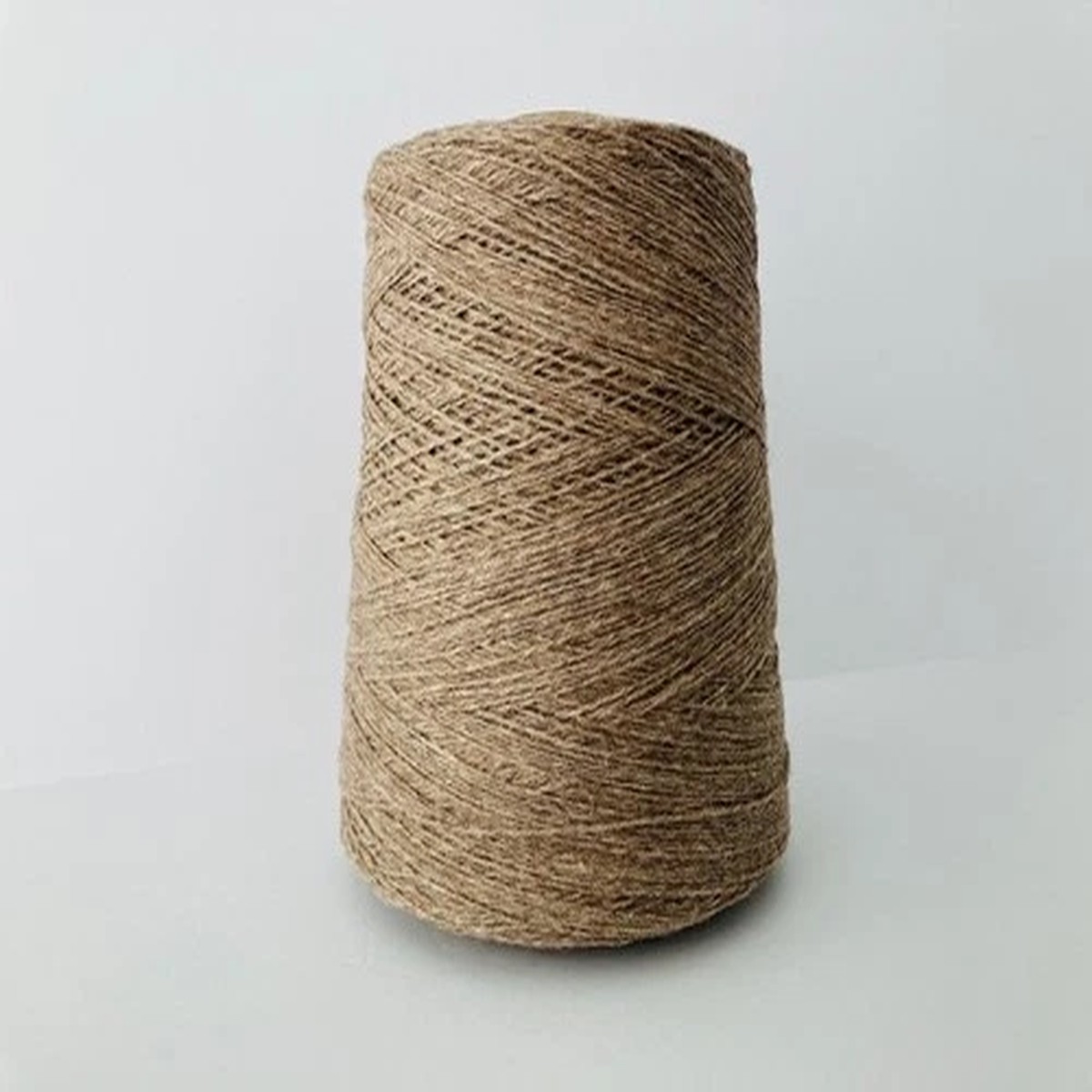 J C Rennie Unique Shetland 2/9 NM Cone 474 g Color Pebble