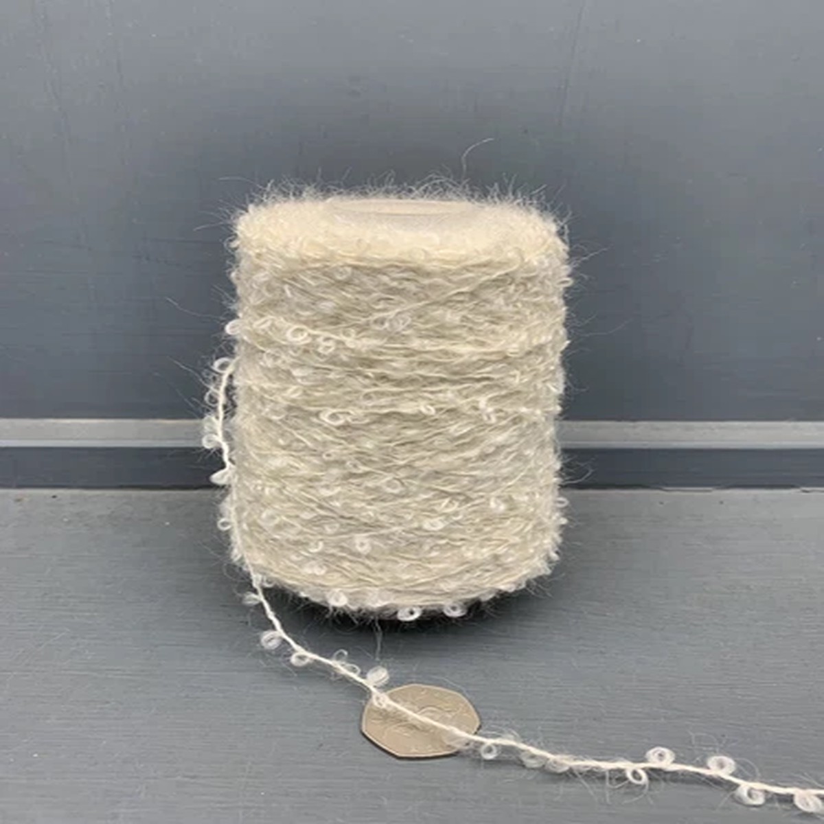 200G 2NM MOHAIR WOOL NYLON MIX YARN RAW WHITE ECRU