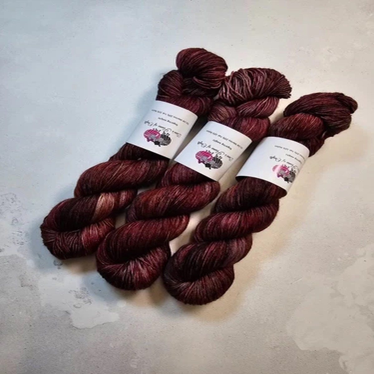 SW Merino Yak Nylon yarn, 4-ply, Fingering weight, 100g, GARNET TWILIGHT