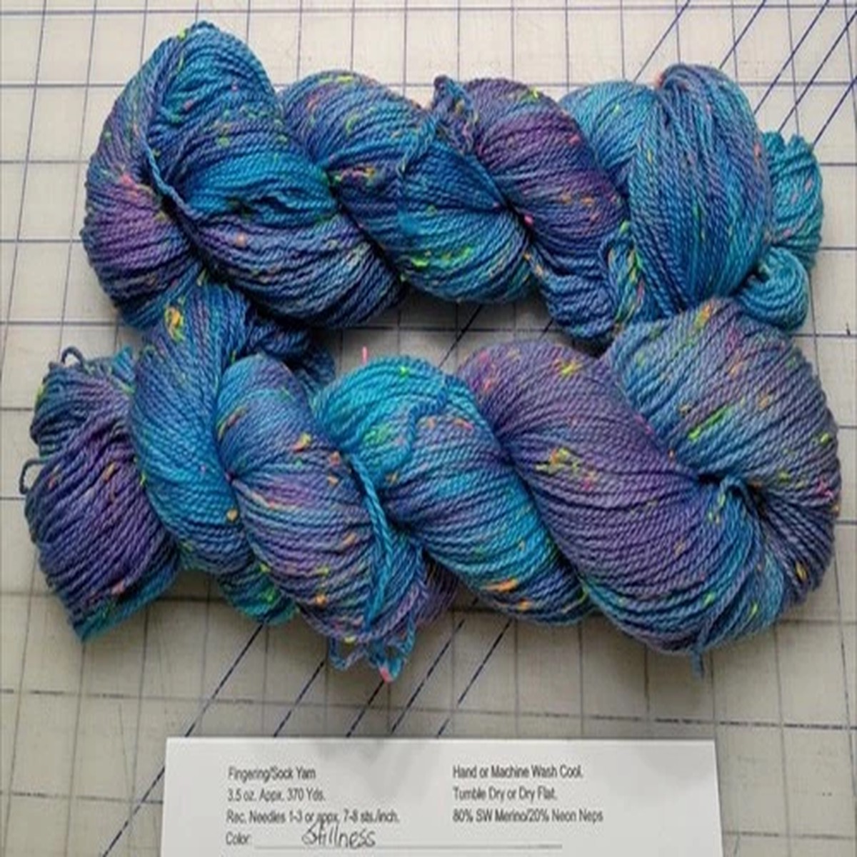 100 gm Skein Hand Dyed Neon Tweed Sock Fingering Yarn 370 Yds Stillness