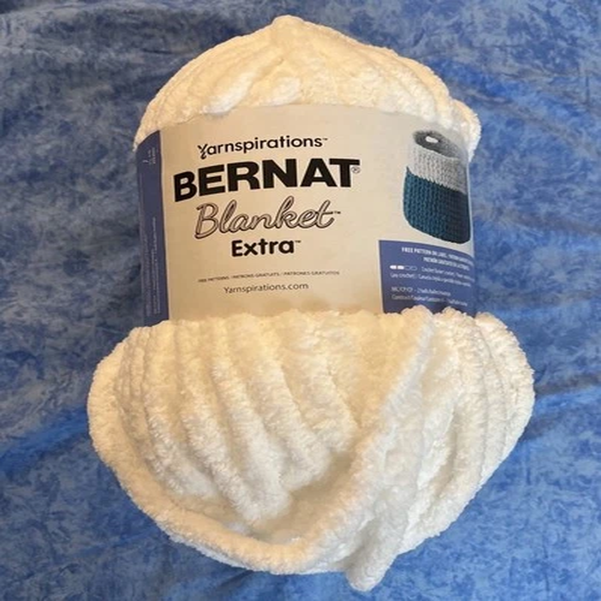 Bernard Blanket Extra Bulky White Yarn