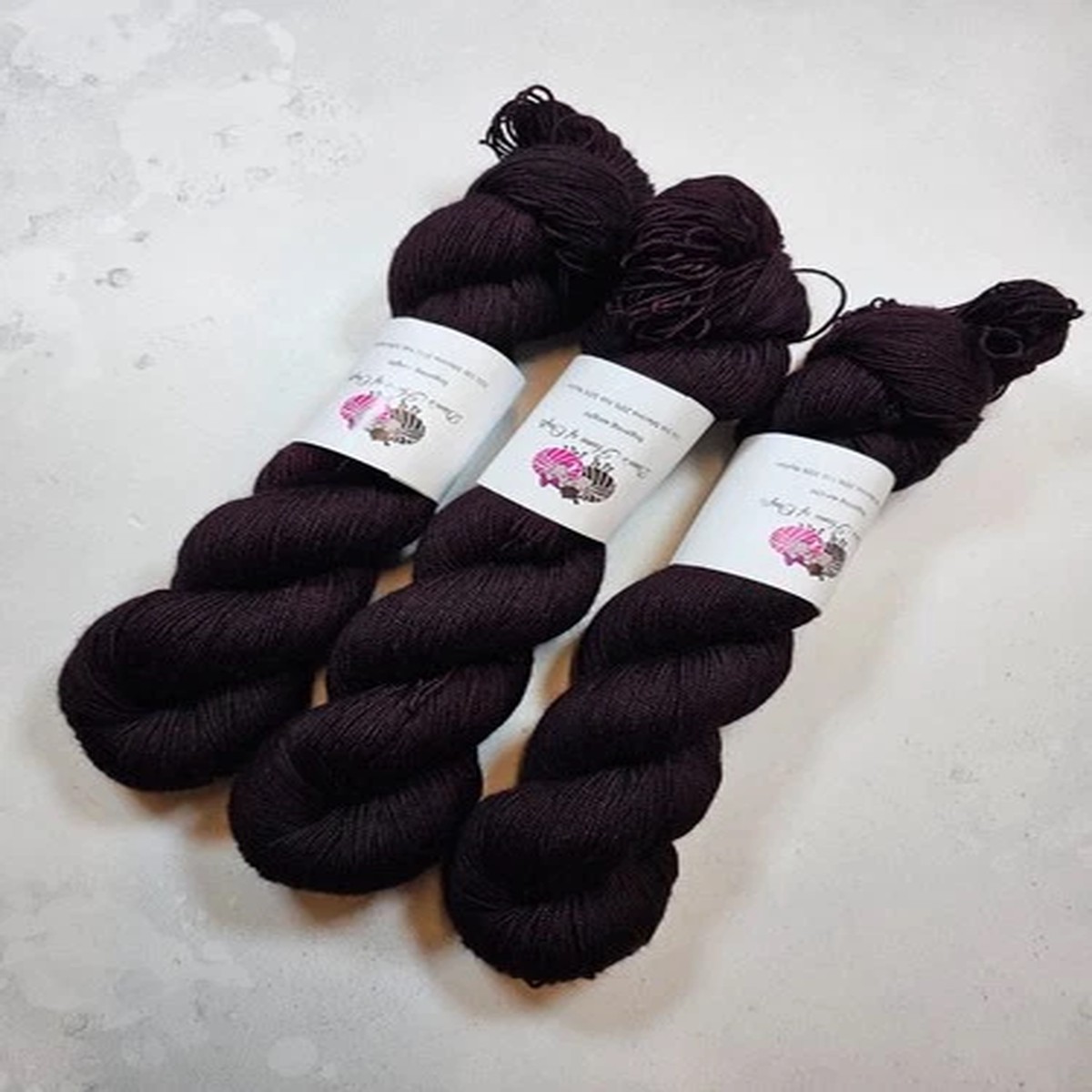 SW Merino Yak Nylon yarn, 4-ply, Fingering weight, 100g, CABERNET
