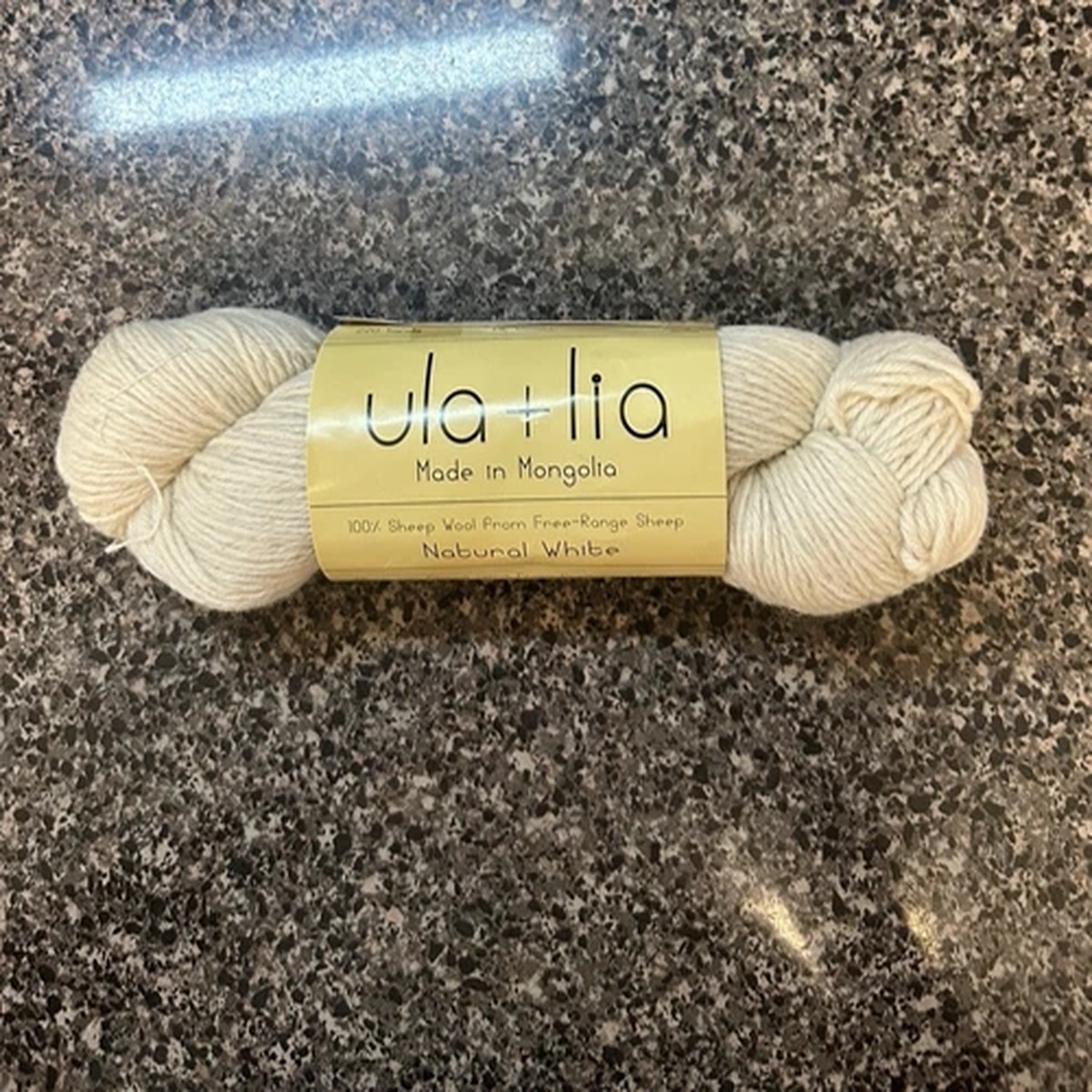 Ula + Lia 100% Sheep Wool Free-Range Natural White 220yds DK weight 100g