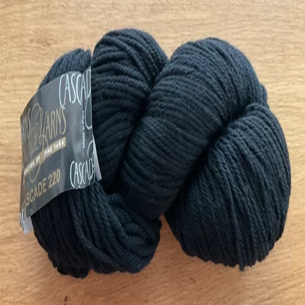 Cascade Yarn 220 - Black (#8555) 220 Yards