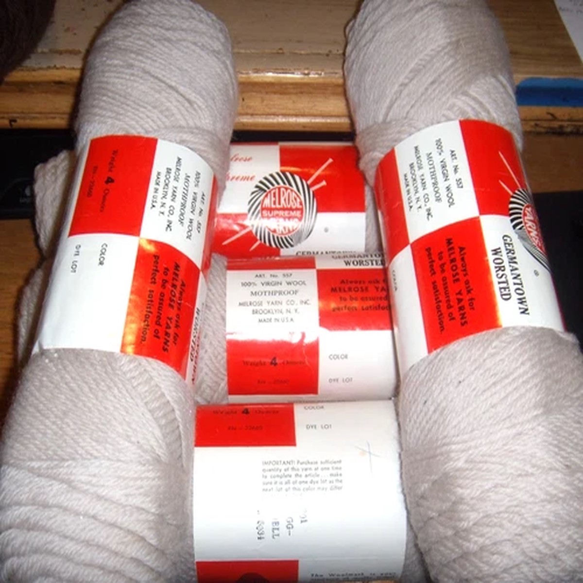 MELROSE SUPREME 100% Virgin Wool Yarn Germantown Worsted 5 Skeins EGGSHFREE SHIP