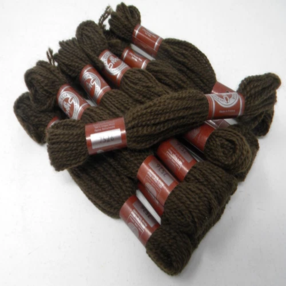 10 skiens DMC FLORALIA 3 Ply Persian Wool Yarn Laine Divisible 7526 Brown