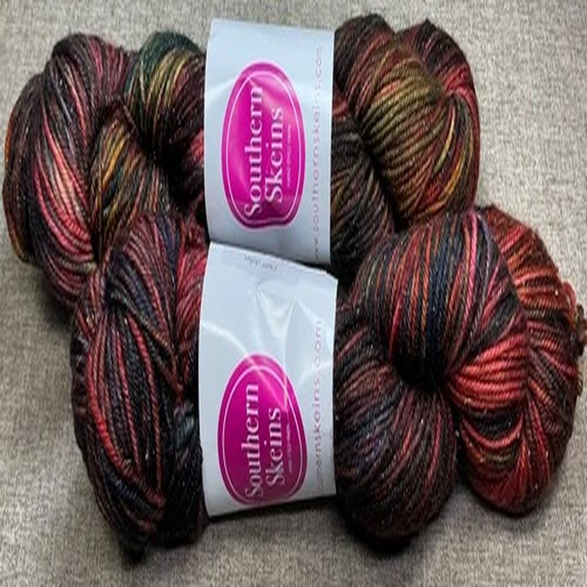 Southern Skeins, 2 Hanks Deer John Glisten-75% merino 20% nylon 5% stelilina