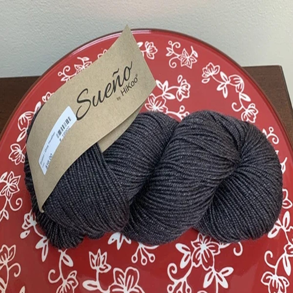 New Hikoo Sueno Wool Bamboo Yarn Hank 255 yds Grey Heather Color 1101