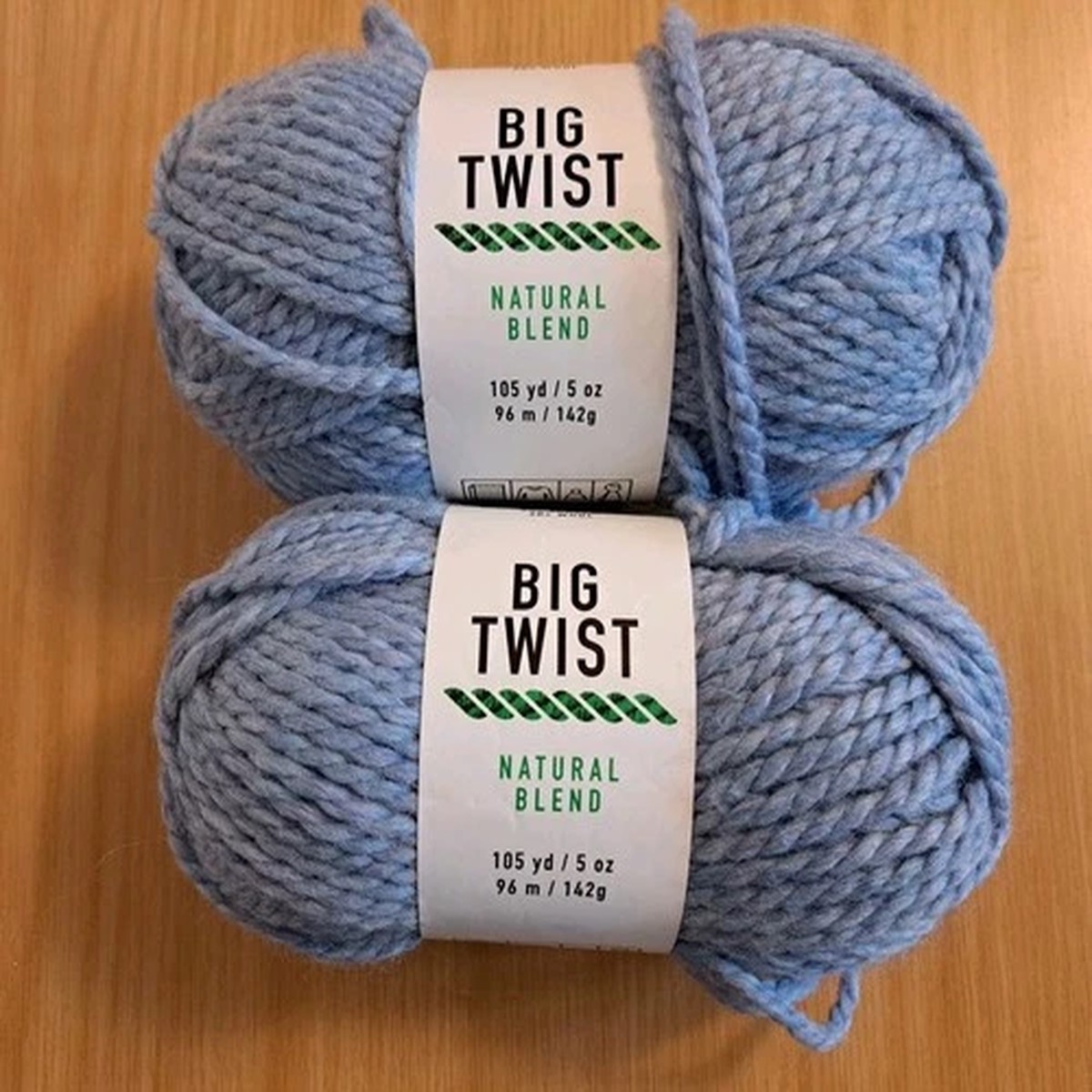 2 Skeins Of Powder Blue Big Twist Yarn 105 Yards 80% Acrylic 20% Wool