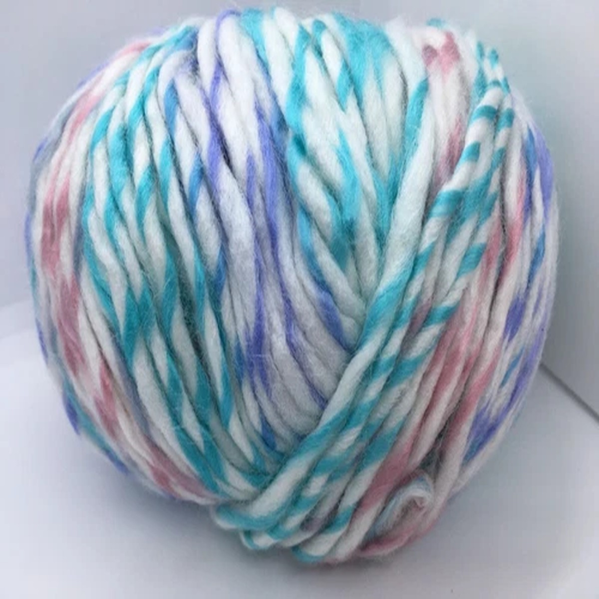 Baby's Beach Ball Twist Ice 69014 Bulky Acrylic Wool Yarn Blues Pink White 50gr