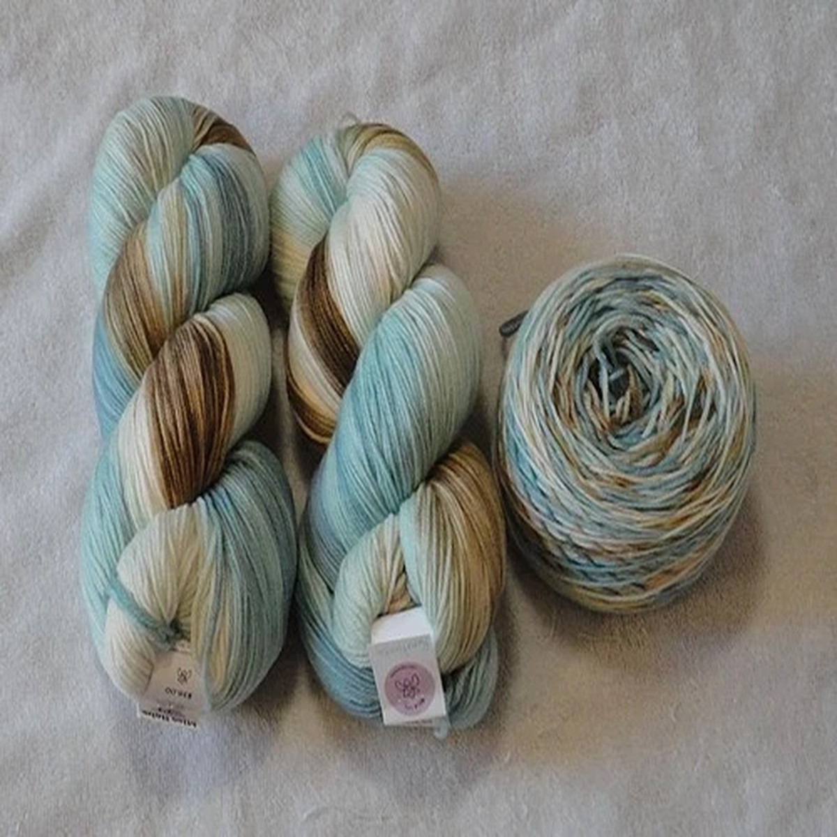 Miss Babs Yarn Yowza 2+ skeins Rear Horse