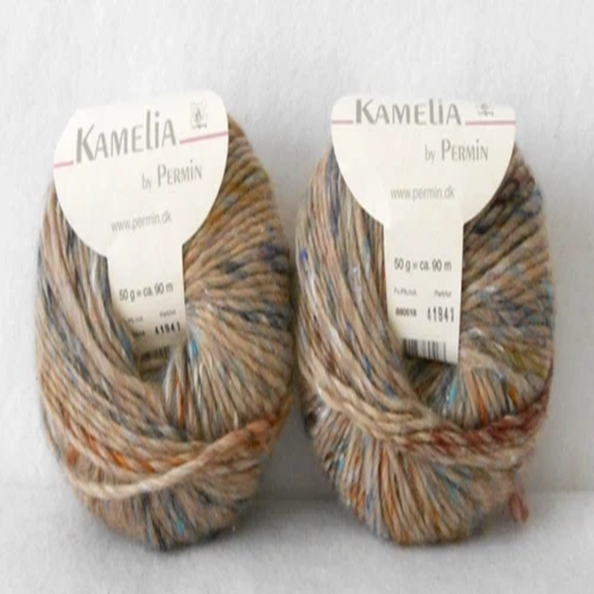 YARN - KAMELIA BY PERMIN - WOOL/ALPACA - LOT OF 2 DONUT BALLS, 50G EACH - NEW