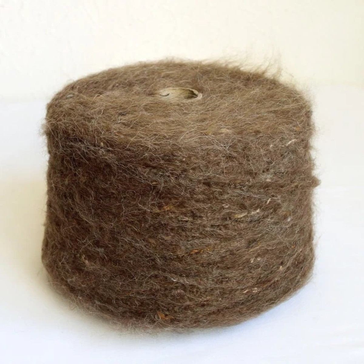 Fluffy Italian Alpaca Thick Knitting Yarns, 10.6 oz / 300 grams - Balls or Cone