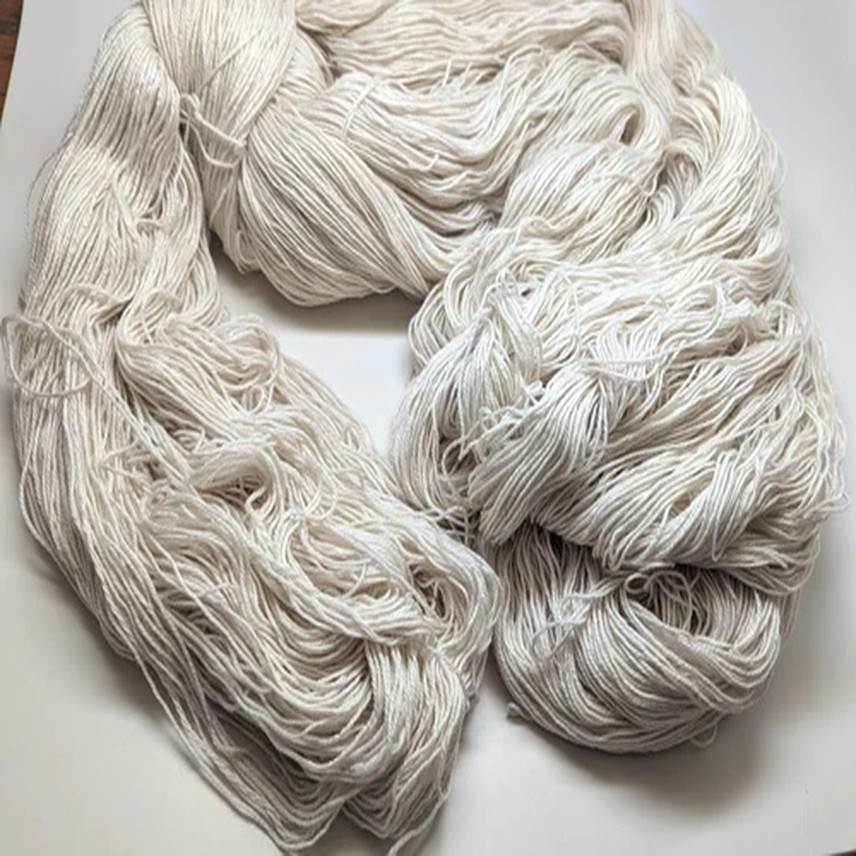 5 Matched Artisan Spun Iron Horse 80% BFL / 20% Cashmere Sport Natural DS