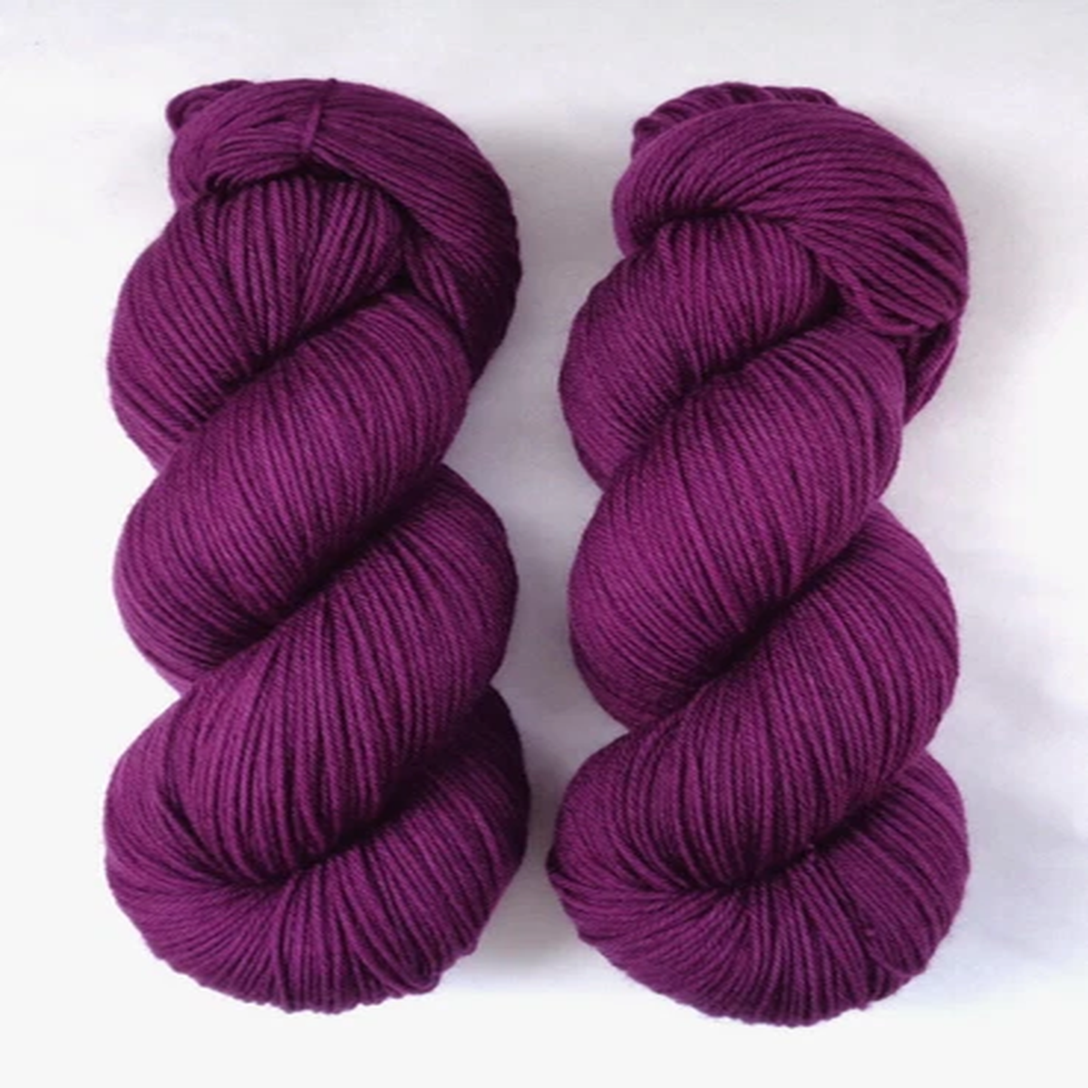 Grapes hand painted merino nylon fingering/sock indie dyed knitting yarn 440yds