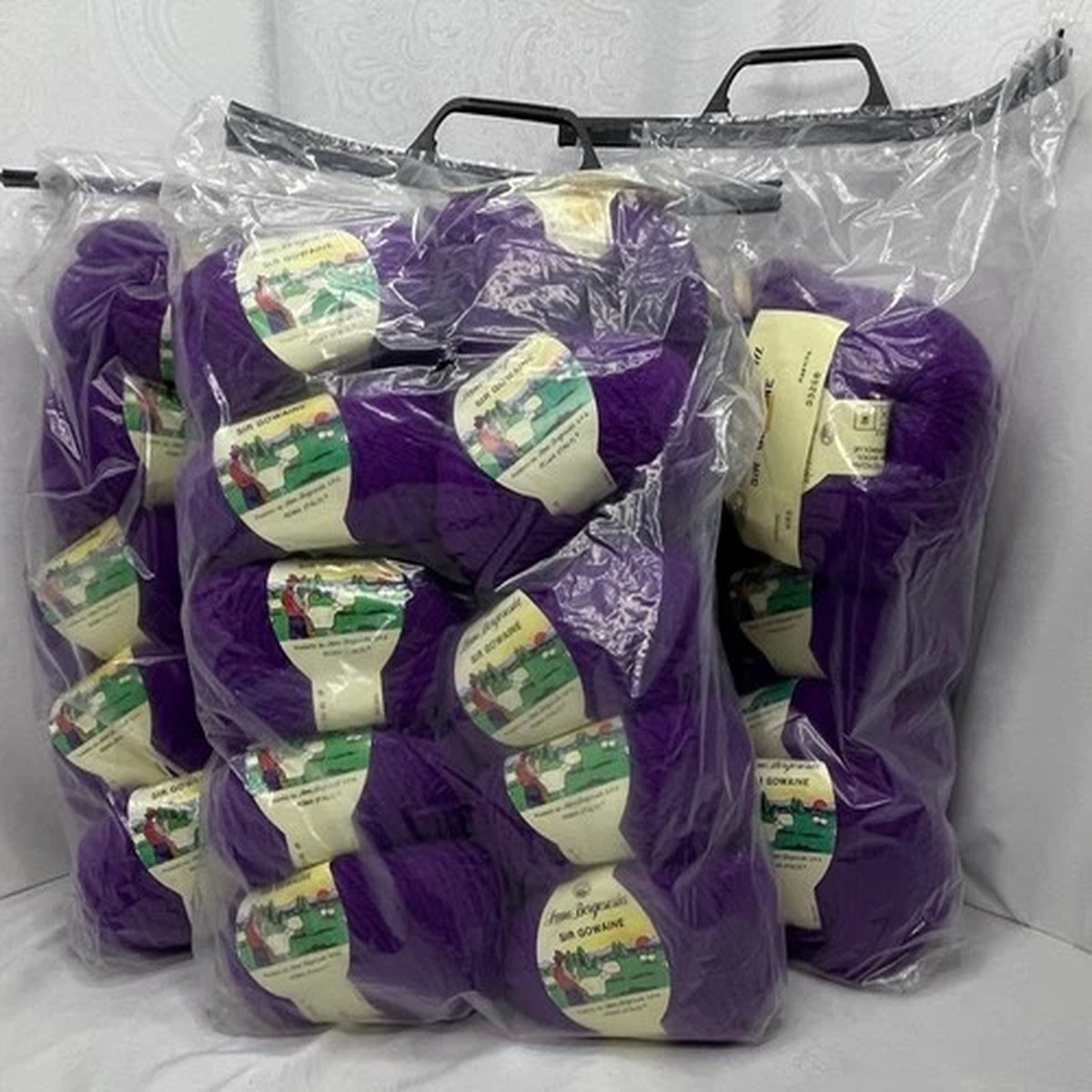 VTG NOS 30 Balls of Lane Borgosesia Sir Gowaine Yarn Purple 665 Dye Lot Match
