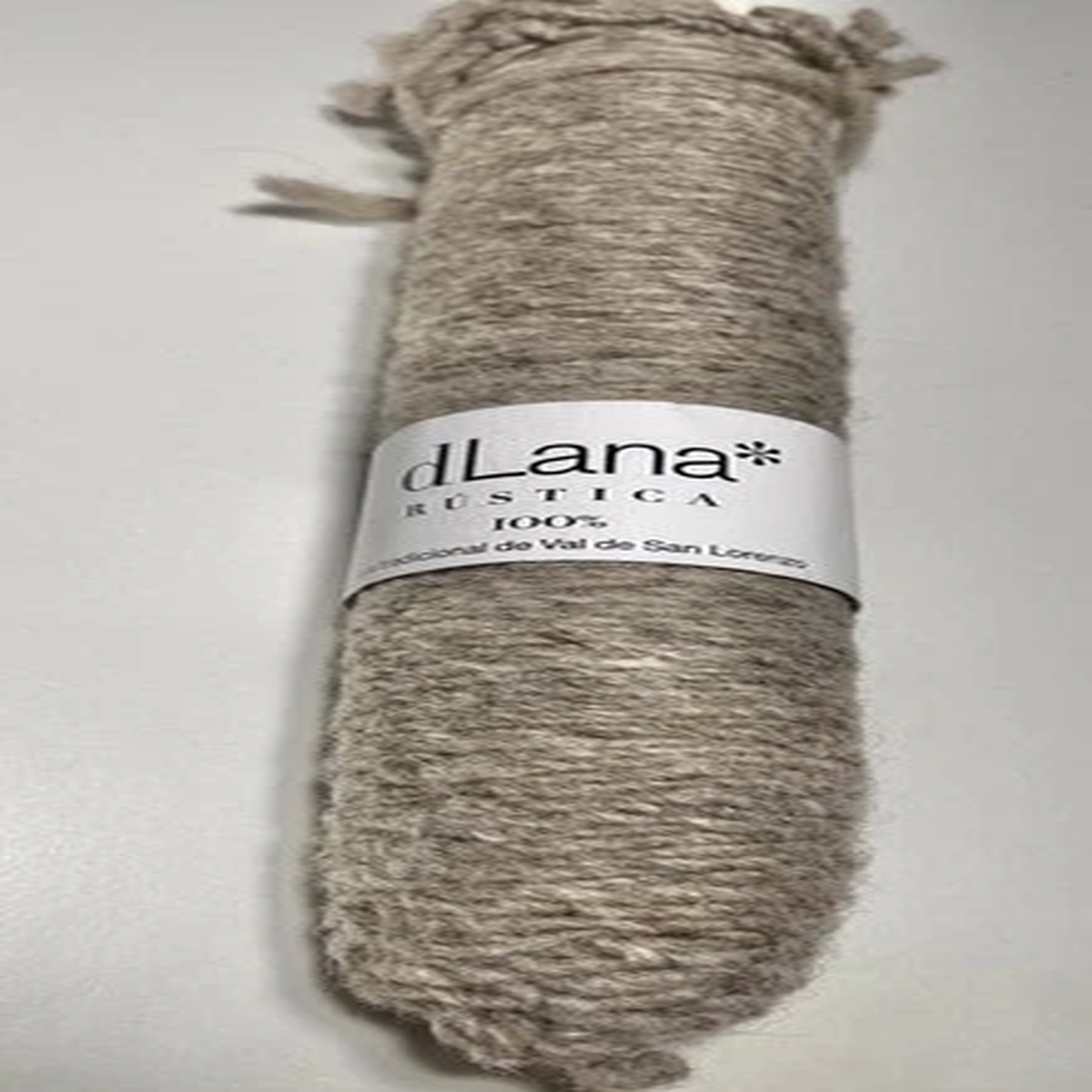 DLANA RUSTICA YARN . 1skein. GR1. I COMBINE SHIP