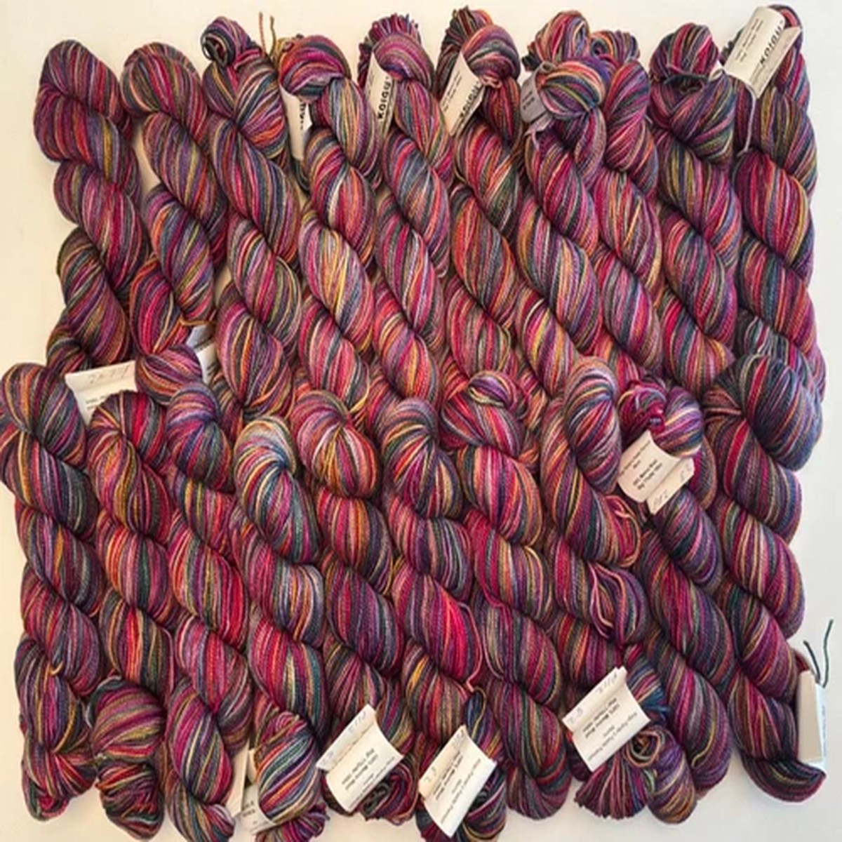 VINTAGE KOIGU KPPPM YARN - 20 Skeins 175 Yds ea Purple Pink Cream 100% Merino