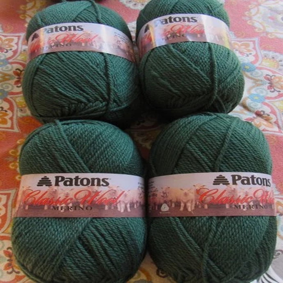 4 (100g ea) SKEIN LOT Patons Classic Wool Merino Worsted Yarn Forest Green NEW