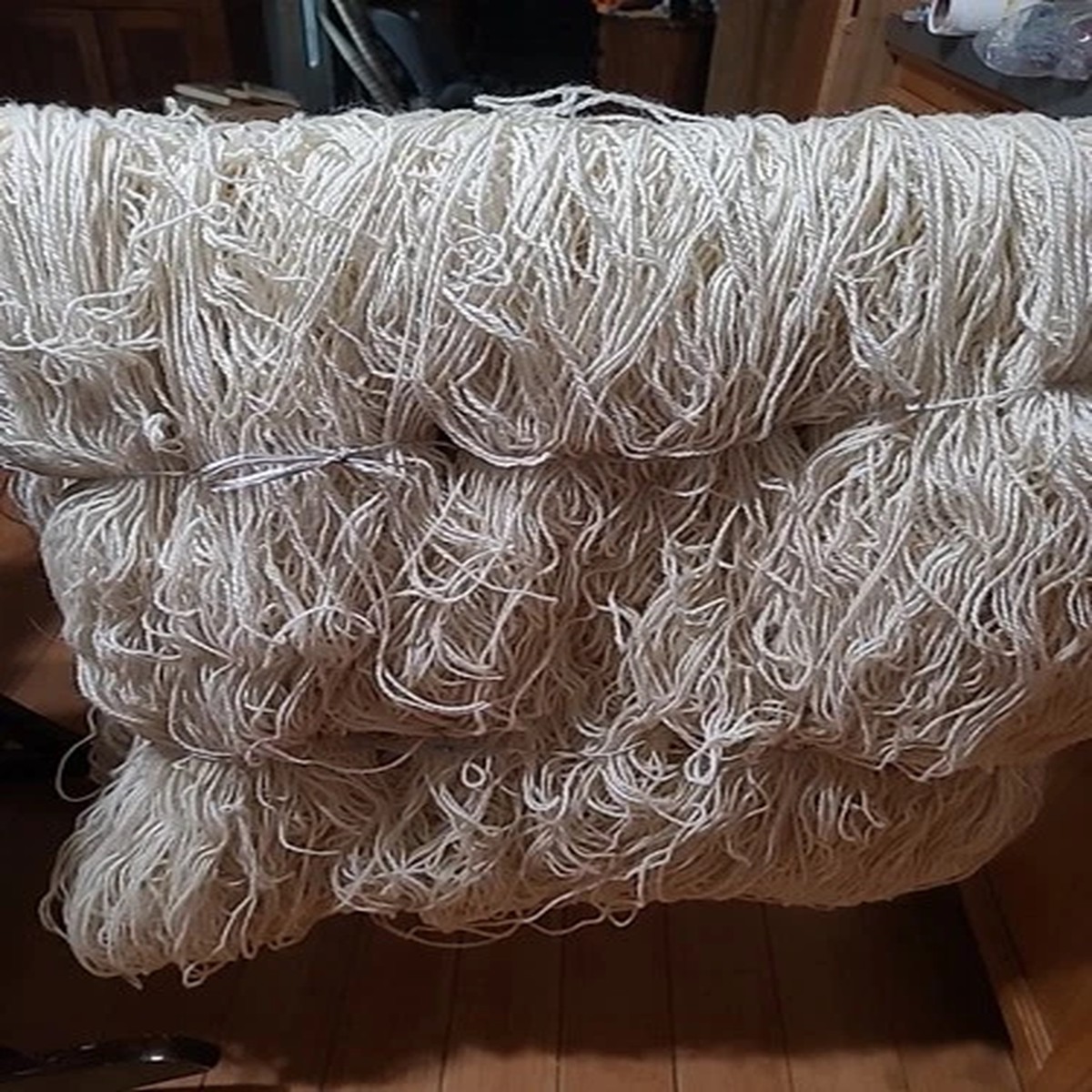 4 lb 12 oz 2/54 Wool Yarn Weaving, Knitting Art Lot 800 ypp Hank White