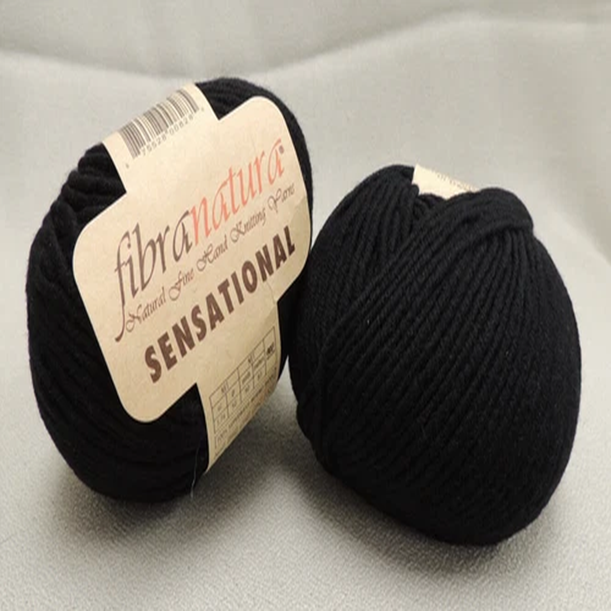 Fibranatura Sensational 100% Superwash Wool Yarn Two Skeins / Sensational Black